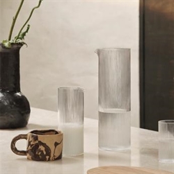 Ripple Milk jug - Mælkekande klar glas fra Ferm Living