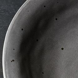 Rustic keramik dybtallerken - skål i mørkegrå House Doctor